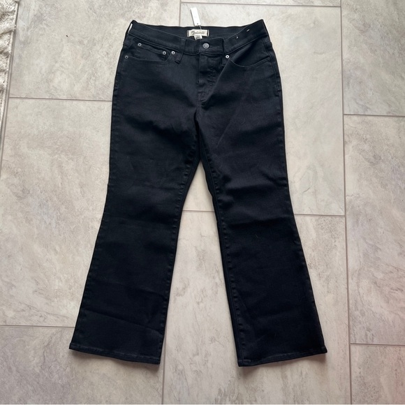 NWT Madewell Mid-Rise Kick Out Jeans - Picture 1 of 6